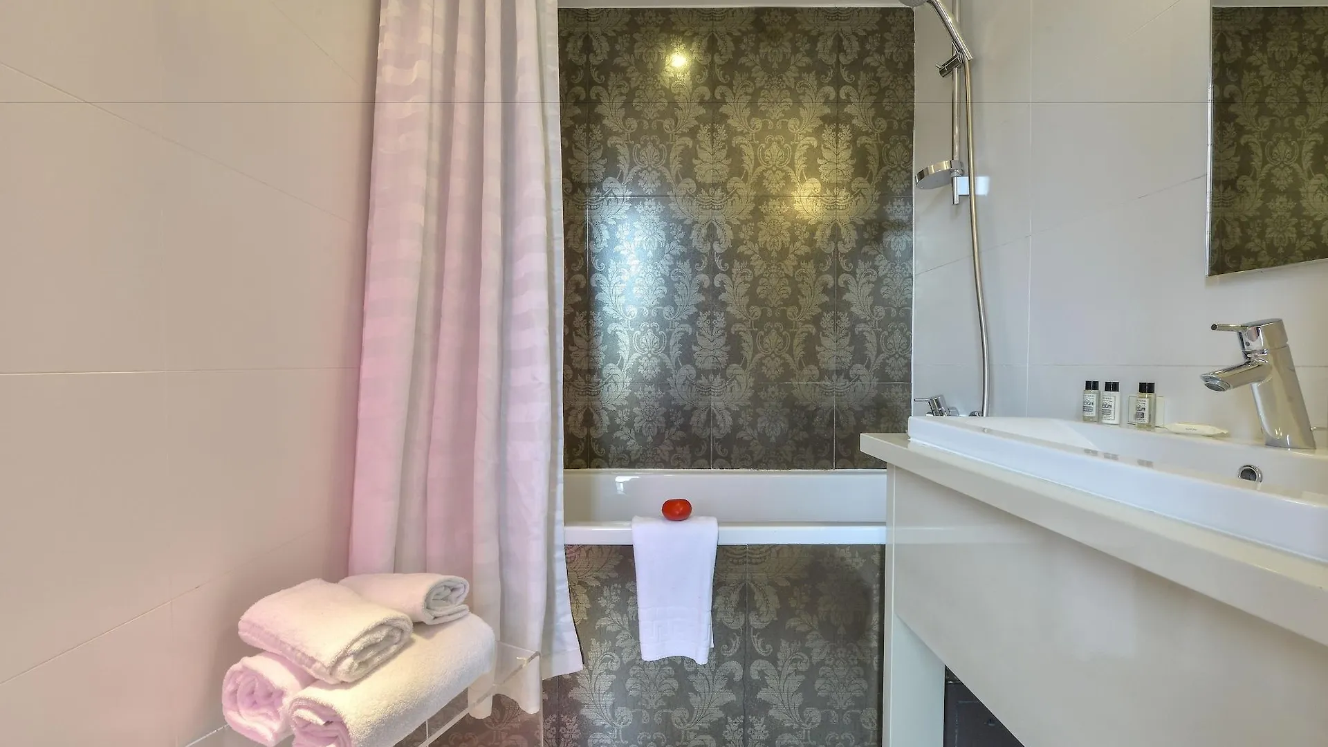 Le Quartier Bercy-Square Hotel Paris
