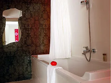 Le Quartier Bercy-Square Hotel Paris 3*,